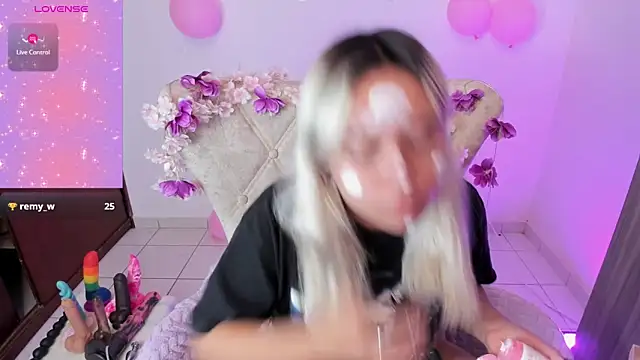 Snapshot of Nataliahenao69 chatting on October 2025 01:22:02 PM Nataliahenao69 online show from October 2025 01:22:02 PM