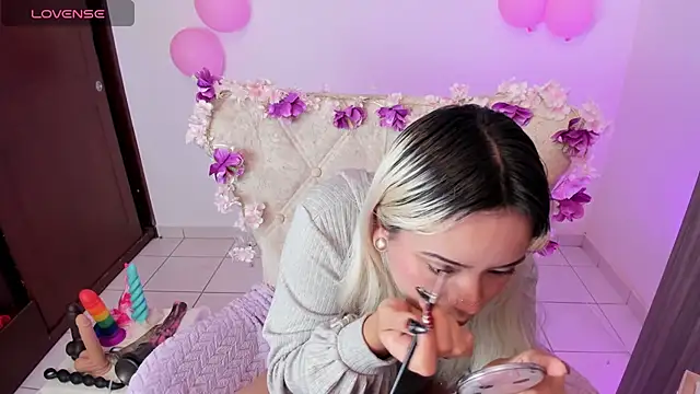 Snapshot of Nataliahenao69 chatting on November 2025 03:11:01 PM Nataliahenao69 online show from November 2025 03:11:01 PM