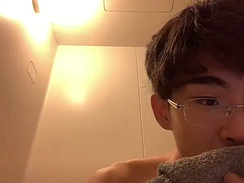 Snapshot of kurusu46 chatting on October 2025 12:38:02 PM kurusu46 online show from October 2025 12:38:02 PM