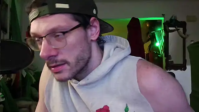 MasterDaddyCool online show from October 2025 02:01:02 AM