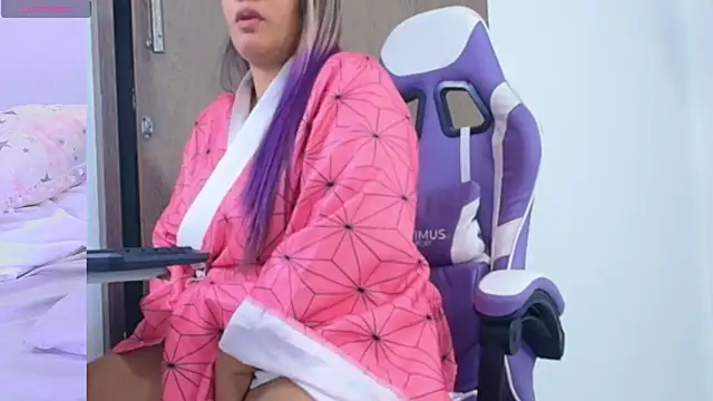 Snapshot of Asuna_fantasy chatting on October 2025 03:40:01 AM Asuna fantasy online show from October 2025 03:40:01 AM