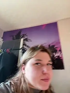 Snapshot of Kemeli008 chatting on October 2025 09:48:02 AM Kemeli008 online show from October 2025 09:48:02 AM