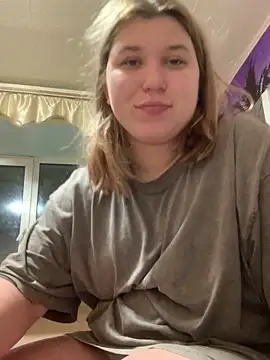 Snapshot of Kemeli008 chatting on October 2025 08:18:02 PM Kemeli008 online show from October 2025 08:18:02 PM