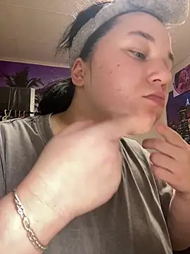 Snapshot of Kemeli008 chatting on November 2025 07:12:01 PM Kemeli008 online show from November 2025 07:12:01 PM