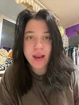 Snapshot of Kemeli008 chatting on November 2025 02:39:02 PM Kemeli008 online show from November 2025 02:39:02 PM