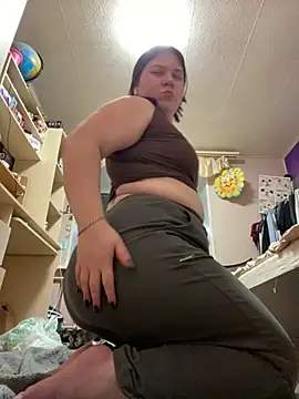 Snapshot of Kemeli008 chatting on November 2025 11:39:02 PM Kemeli008 online show from November 2025 11:39:02 PM