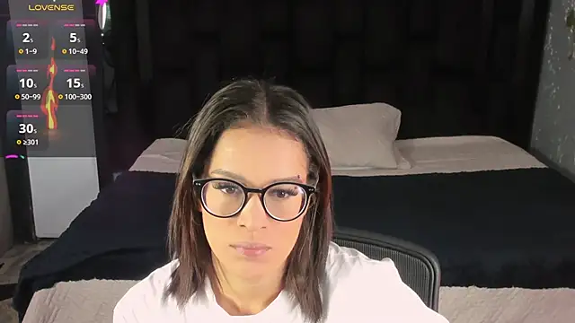 Snapshot of ZoeWestt chatting on September 2025 12:51:01 PM ZoeWestt online show from September 2025 12:51:01 PM