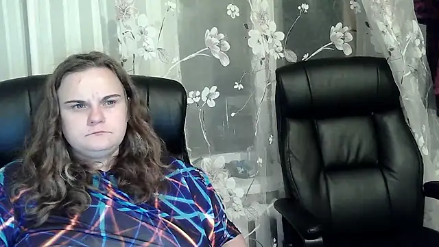 HollyXEva online show from September 2025 11:51:01 PM