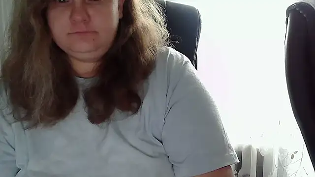 HollyXEva online show from September 2025 07:33:02 AM