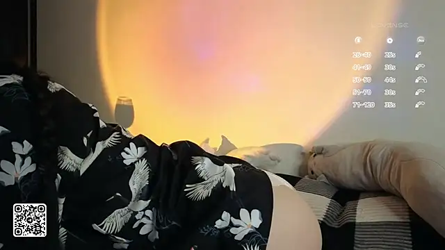 OdelynBagge online show from October 2025 05:34:01 PM