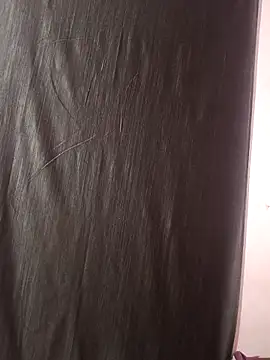 Snapshot of Siya5690 chatting on December 2025 06:02:01 PM Siya5690 online show from December 2025 06:02:01 PM