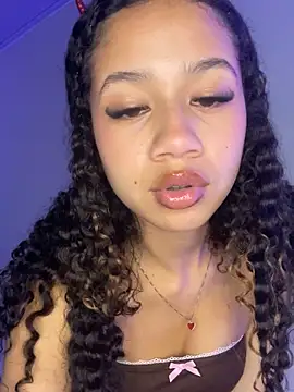 Snapshot of jadee8 chatting on October 2025 01:37:02 AM jadee8 online show from October 2025 01:37:02 AM