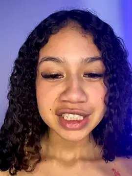 Snapshot of jadee8 chatting on October 2025 09:22:01 PM jadee8 online show from October 2025 09:22:01 PM