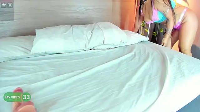 alexamonroe  online show from October 2025 09:58:02 PM