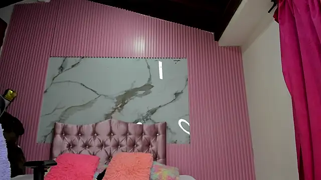 Mindy 19 online show from November 2025 01:22:01 PM