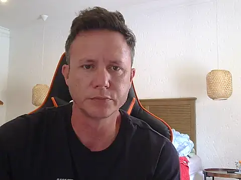 Snapshot of TroyDieselXXX chatting on December 2025 06:51:01 AM TroyDieselXXX online show from December 2025 06:51:01 AM