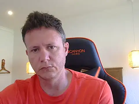 Snapshot of TroyDieselXXX chatting on December 2025 05:24:02 AM TroyDieselXXX online show from December 2025 05:24:02 AM