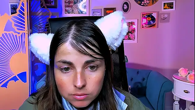 MartaEdams online show from September 2025 05:52:02 AM