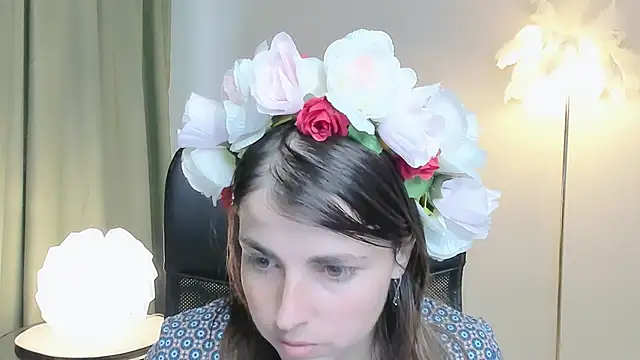 MartaEdams online show from October 2025 07:14:02 AM