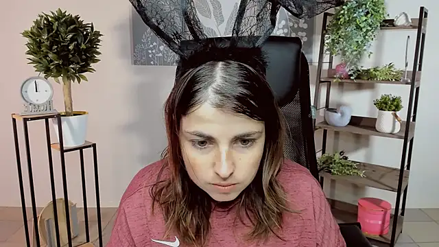 MartaEdams online show from October 2025 06:10:02 AM