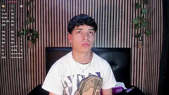 Felipe boy1 online show from September 2025 03:50:02 AM