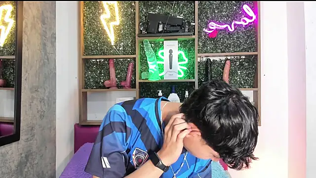 Felipe boy1 online show from September 2025 10:45:02 PM