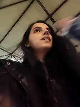 Snapshot of SweetMelodyZ chatting on November 2025 05:44:01 PM SweetMelodyZ online show from November 2025 05:44:01 PM