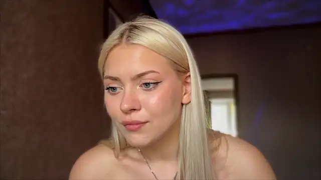 AliceOceanEye online show from September 2025 12:49:02 PM