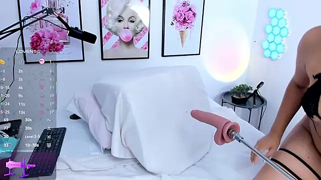 Snapshot of natasha_ary chatting on November 2025 01:44:02 PM natasha ary online show from November 2025 01:44:02 PM