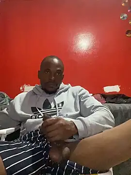 Snapshot of BaggyDirt chatting on November 2025 07:03:01 PM BaggyDirt online show from November 2025 07:03:01 PM