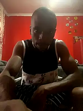 Snapshot of BaggyDirt chatting on November 2025 03:37:02 PM BaggyDirt online show from November 2025 03:37:02 PM