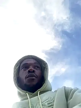 Snapshot of BaggyDirt chatting on December 2025 04:31:02 AM BaggyDirt online show from December 2025 04:31:02 AM