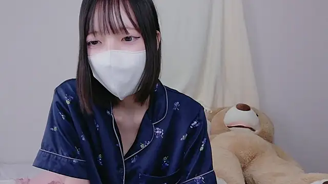 Snapshot of Azusa_128 chatting on November 2025 10:48:01 AM Azusa 128 online show from November 2025 10:48:01 AM