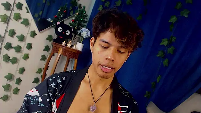 Snapshot of Kaoriimatsuii chatting on November 2025 12:35:01 AM Kaoriimatsuii online show from November 2025 12:35:01 AM