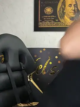 Snapshot of candy__fox_ chatting on October 2025 12:58:01 PM candy fox online show from October 2025 12:58:01 PM