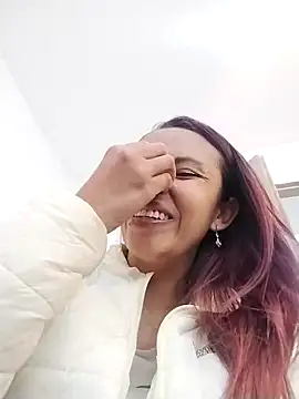 valeriasweet  online show from November 2025 03:48:02 PM