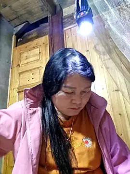 Snapshot of yoowwmr chatting on October 2025 01:46:02 PM yoowwmr online show from October 2025 01:46:02 PM