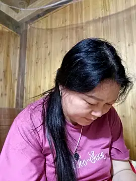 Snapshot of yoowwmr chatting on November 2025 03:14:02 PM yoowwmr online show from November 2025 03:14:02 PM