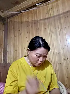 Snapshot of yoowwmr chatting on November 2025 03:45:02 PM yoowwmr online show from November 2025 03:45:02 PM