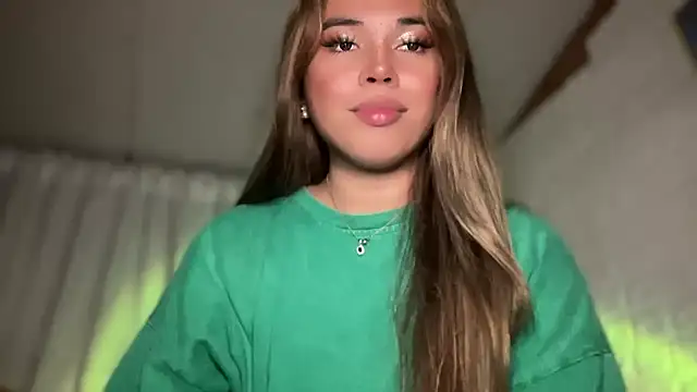 Snapshot of goddessofalltime chatting on November 2025 02:44:01 PM goddessofalltime online show from November 2025 02:44:01 PM