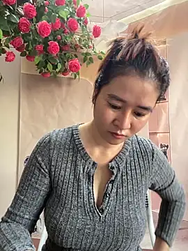 Bollozzy 89 online show from November 2025 12:42:01 AM