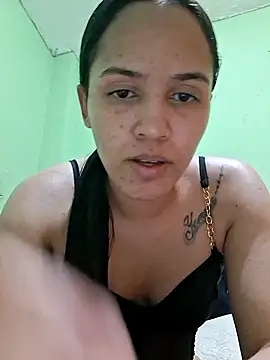 Littlemaay98   online show from September 2025 09:31:01 PM