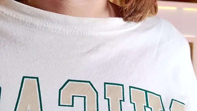 ambar rosse25 online show from November 2025 11:32:02 AM