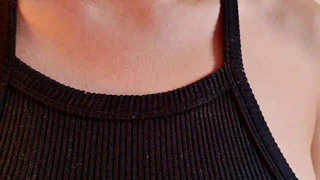 ambar rosse25 online show from November 2025 11:36:02 AM