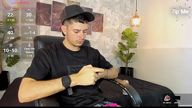 Snapshot of nils_saint chatting on November 2025 08:29:01 PM nils saint online show from November 2025 08:29:01 PM