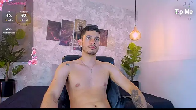 Snapshot of nils_saint chatting on November 2025 11:49:02 PM nils saint online show from November 2025 11:49:02 PM