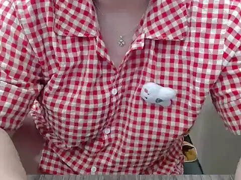 Snapshot of Zhi__2k6 chatting on October 2025 04:57:02 PM Zhi 2k6 online show from October 2025 04:57:02 PM