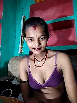 Snapshot of Maya_bhoji chatting on October 2025 06:42:02 PM Maya bhoji online show from October 2025 06:42:02 PM