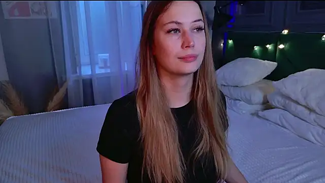 Sofii Ly online show from November 2025 06:00:02 AM