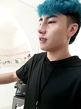 Snapshot of AlexanderCollman chatting on October 2025 05:24:02 PM AlexanderCollman online show from October 2025 05:24:02 PM